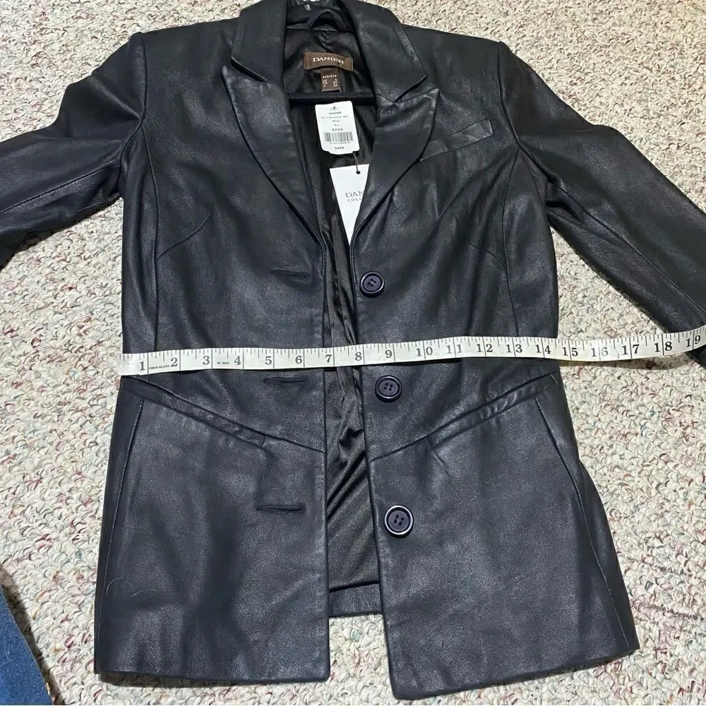 Danier Black Leather Fitted Blazer Jacket | Lined | Women’s XXS - Picture 6 of 7
